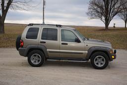 2006 Jeep Liberty Renegade 4-door, 4x4, 3.7 Litre Engine, 75% Rubber, 105,6