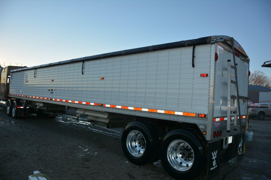 2010 Wilson PaceSetter 43 Ft. Grain Trailer, 66” Sides, Ag Hoppers, Roll Tar