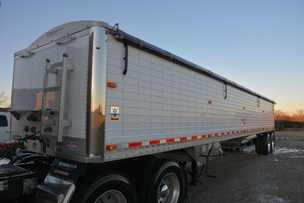 2010 Wilson PaceSetter 43 Ft. Grain Trailer, 66” Sides, Ag Hoppers, Roll Tar