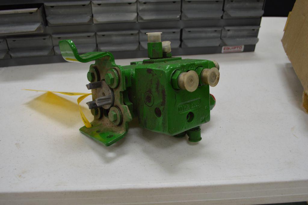 John Deere Hydraulic Motor