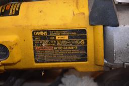 DeWalt DW849 Electric Buffer/Polisher