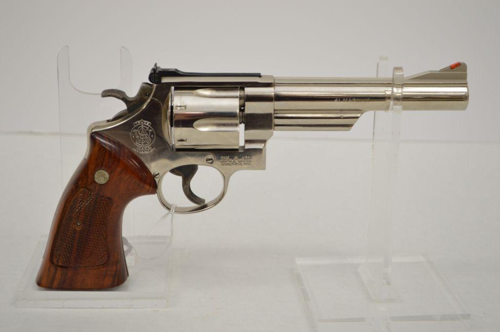 Smith & Wesson Model 57-1, 41 Mag, Nickel 6 Shot, Wood Grips Target Trigger