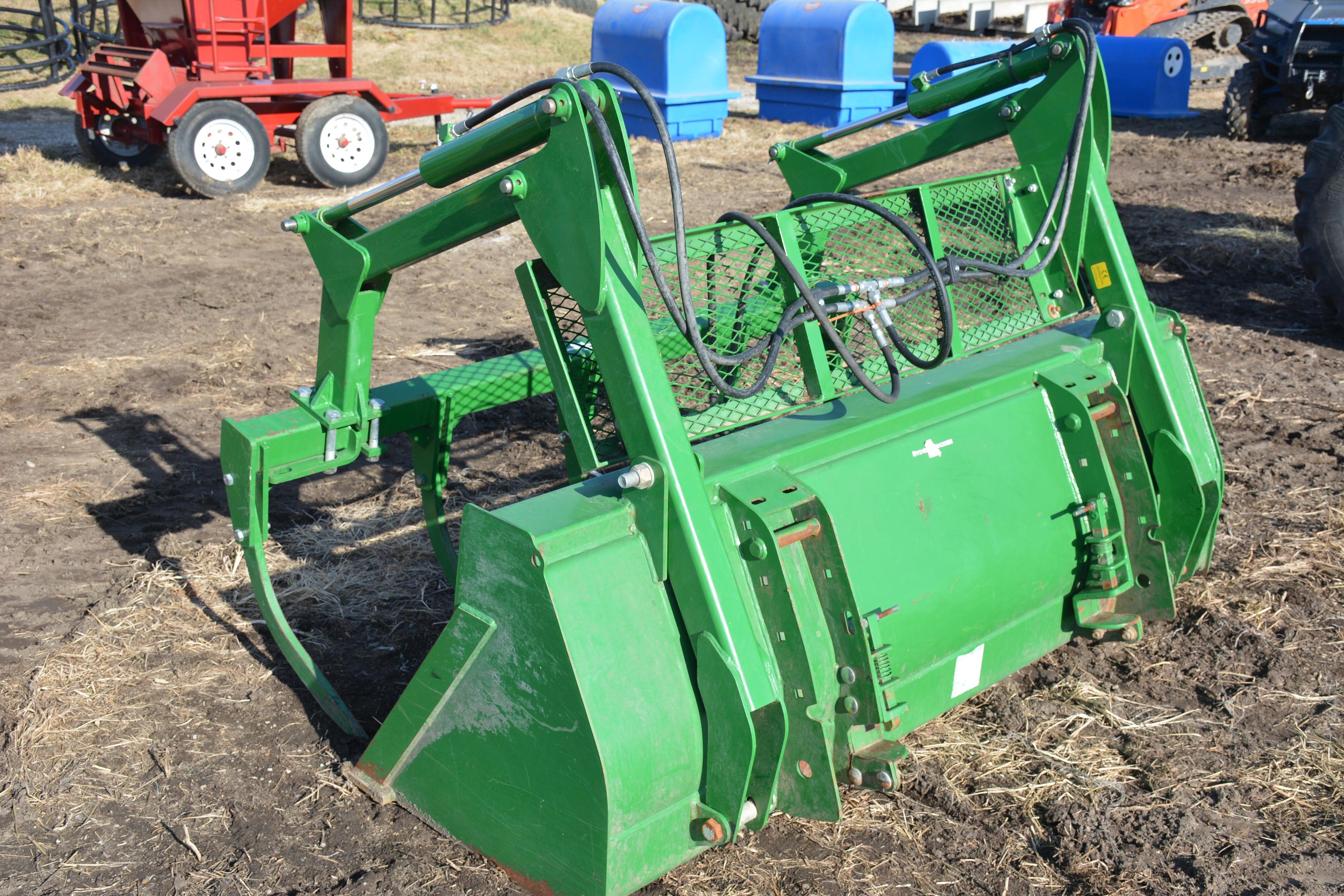 7' Grapple Bucket for Self Leveling Loader - Like New Condition