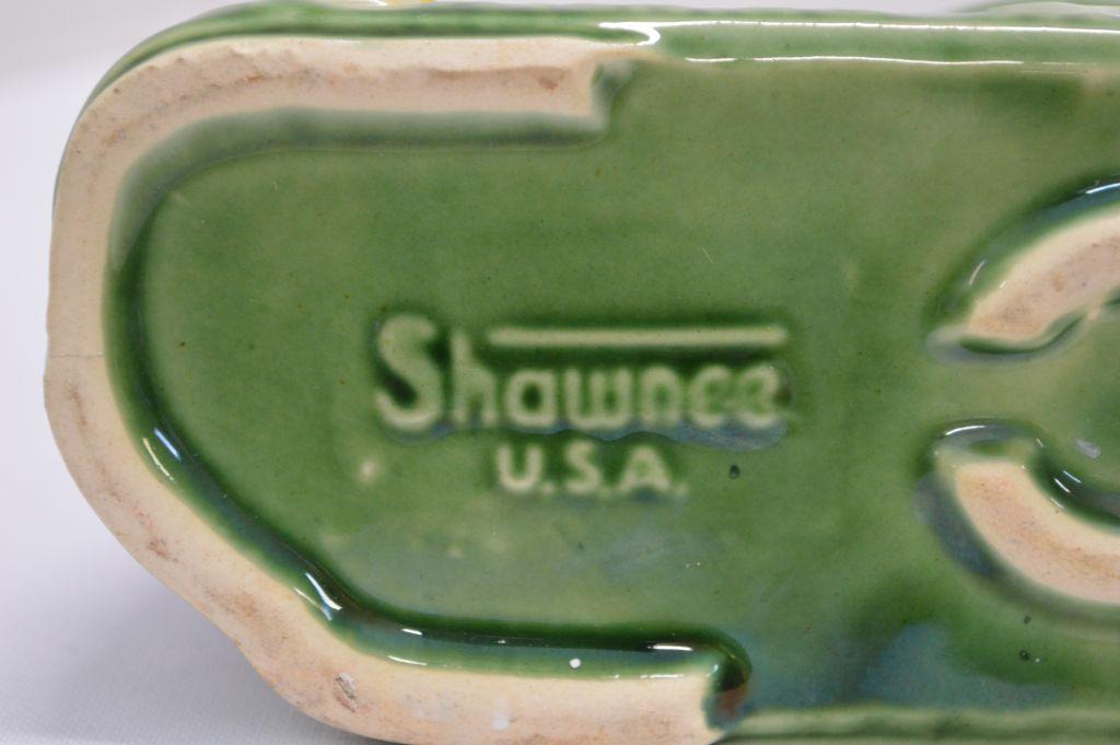 Shawnee USA Planter, "Wishing Well", Dutch Children #710, High Gloss Finish