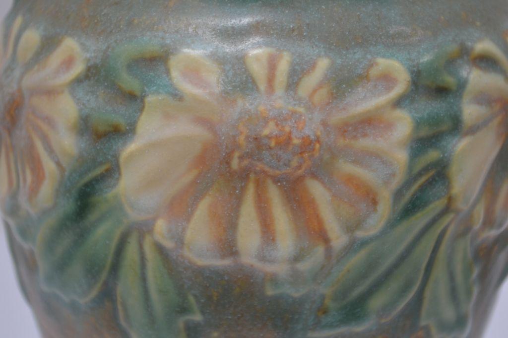 Roseville "Dahl Rose" Vase w/ Paper Label, 8 1/2 in.