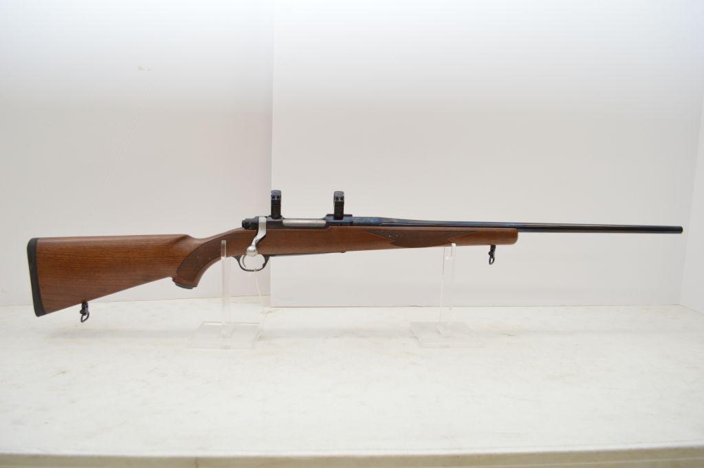 Ruger M77 Mark II, 204 Ruger Cal. 24 in. Barrel, Includes Scope Rings and B