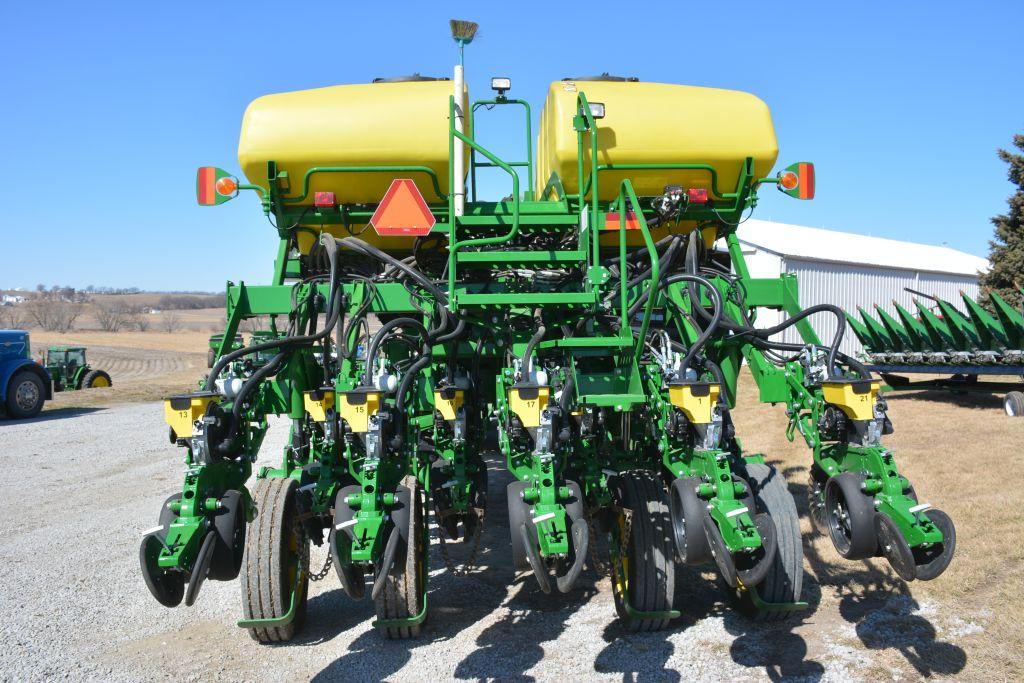 2019 John Deere 1795 Max Emerge 5E, 16/32 Row Splitter, Commodity Fill w/ Marke