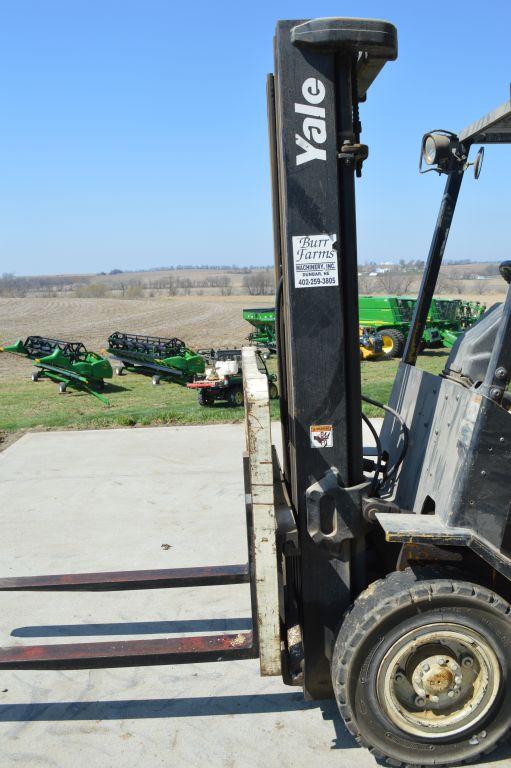 Yale - Propane Fork Lift, 3 Stage Lift, Side Shift, Solid Rubber Tires, Lig