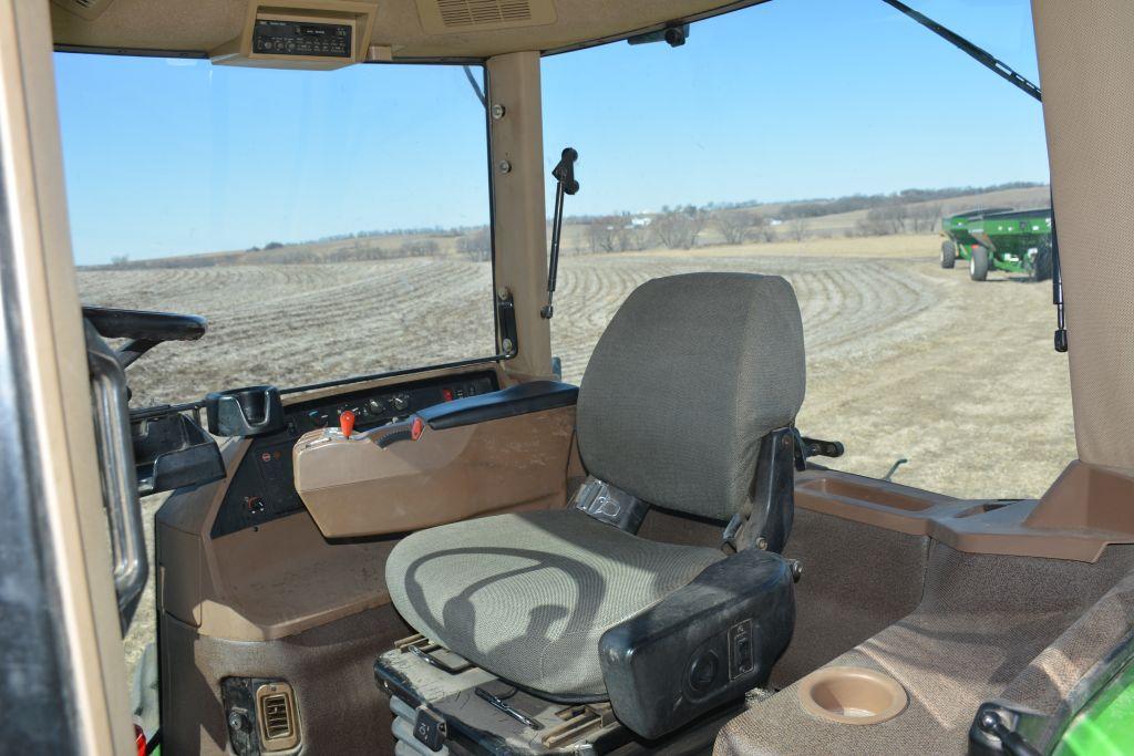 1995 John Deere 8400 MFWD Tractor, 7926 hrs, New Interior, 16 spd Power shi