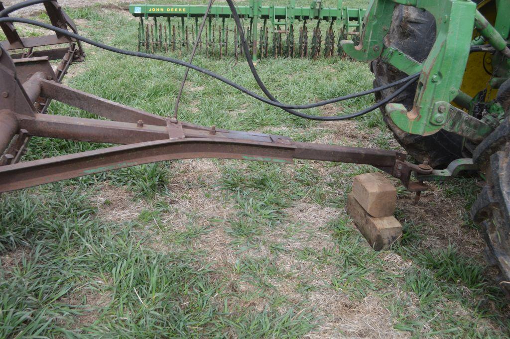 3 Section Hydrualic Lift, Heavy Duty, 3 pt Harrow, Apprx 12 ft total length