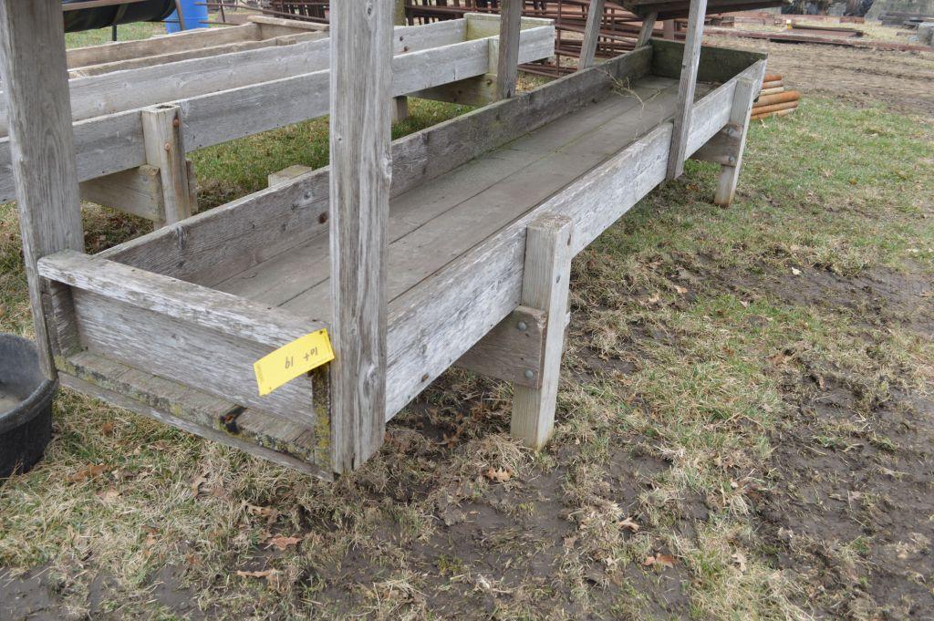 Wood Feed Bunk