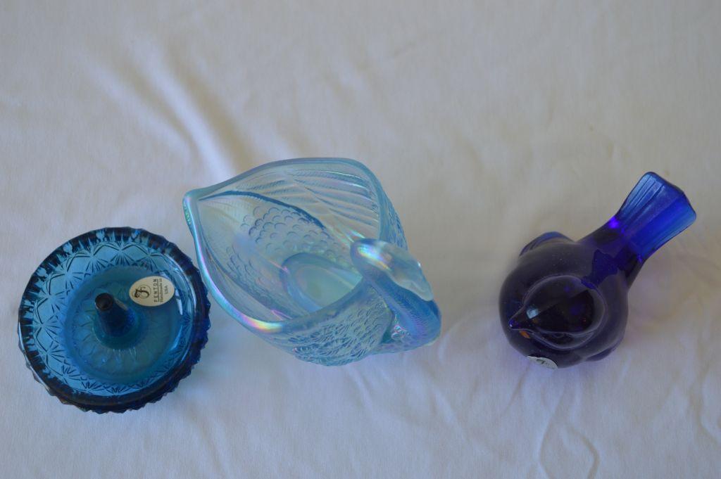 Group of 3 Fenton Pieces: Blue Ring holder, Bluebird and Iridescent Swan Cu