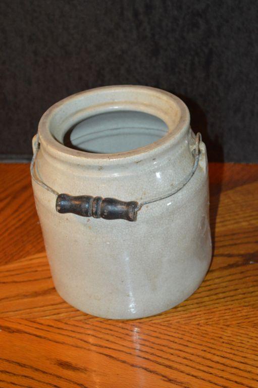 Bale Handle Preserve Crock, Missing Lid