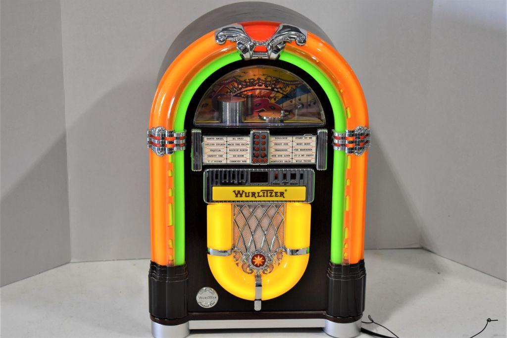 Wurlitzer Retro Radio/Compact Disk Juke Box, Electric, 18"x12"