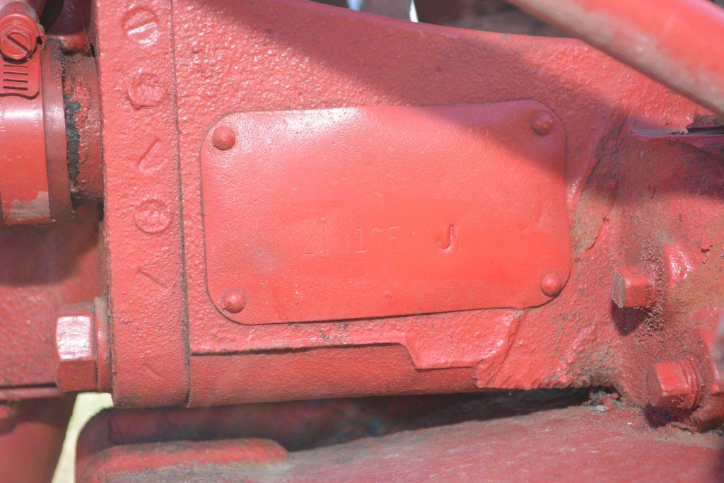 Mc Farmall Cub Wide Front w/ 4' Belly Mower, New Paint, Tires: R 8-24 F 4.0