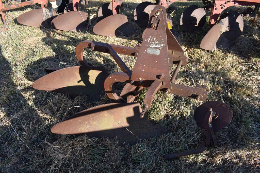 Dearborn 3pt 2 Bottom Plow, Model 10-156