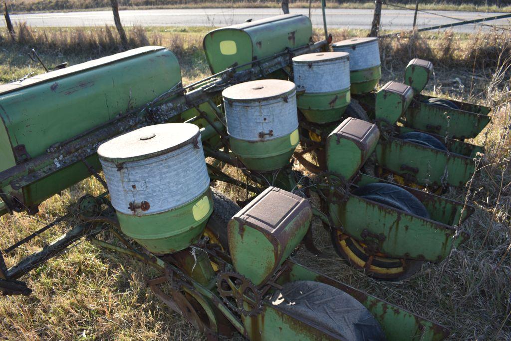 John Deere 494 Planter For Parts