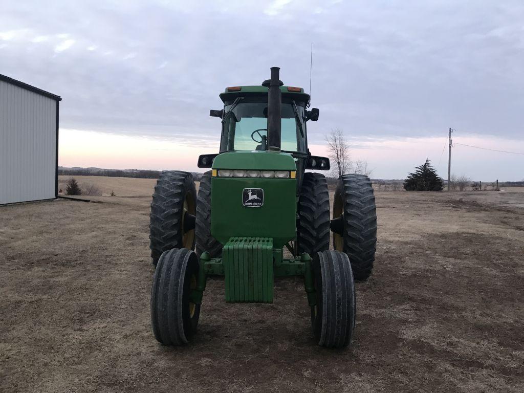 1983 John Deere 4650, 8025 Hours, 15 Speed Powershift, Quick Hitch, 3 SCVS,