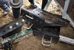 Brackets for Westendorf WL 42 Loader, Off 86 Series IH Tractors