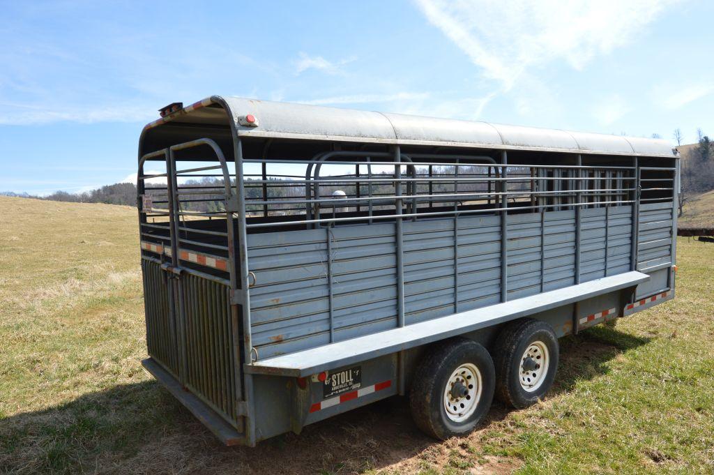 2004 Stoll 20 ft. Goose neck Livestock Trailer, double center gates, dual a