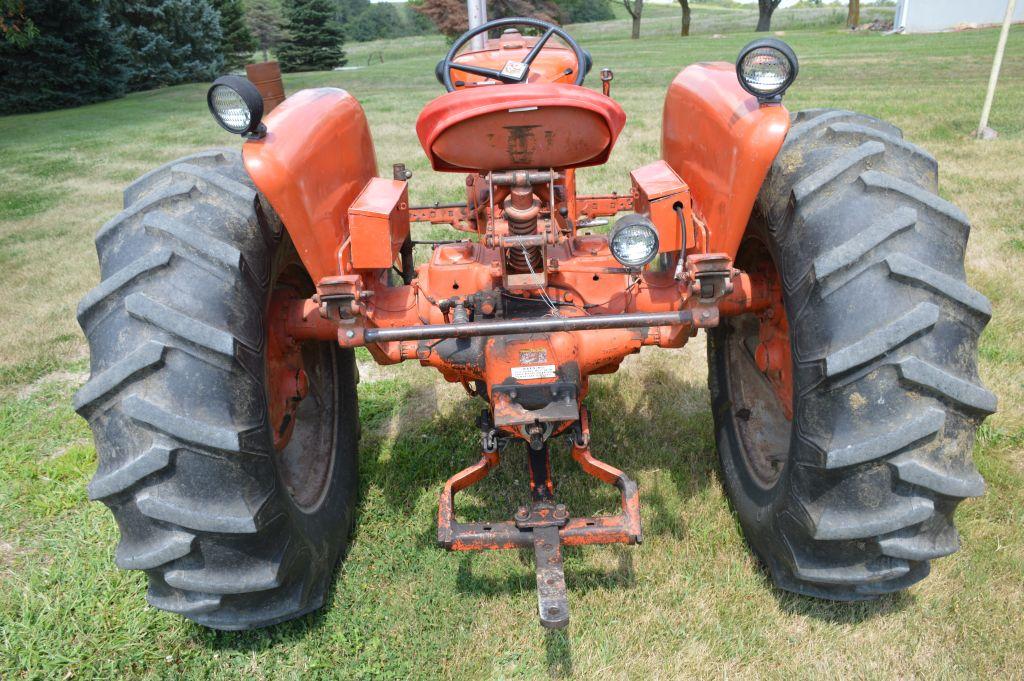 1960 AC D17 Tractor, Series 1, Snap Coupler, 16.9-28 Rear Spin Out  Rubber