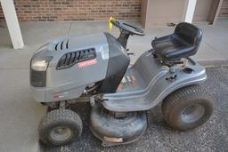 Craftsman LT 1500 Riding Mower, 42" Deck, 7 Speed, 17.5hp Briggs Engine, Lights, Good Tires