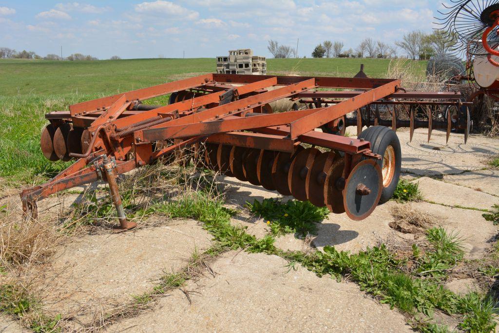 IHC 470, 14 ft. Disc, great shape, good scrapers