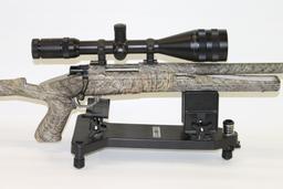 HOWA M1500 AXIOM VARMINTER, 22-250 RIFLE, (B141206)