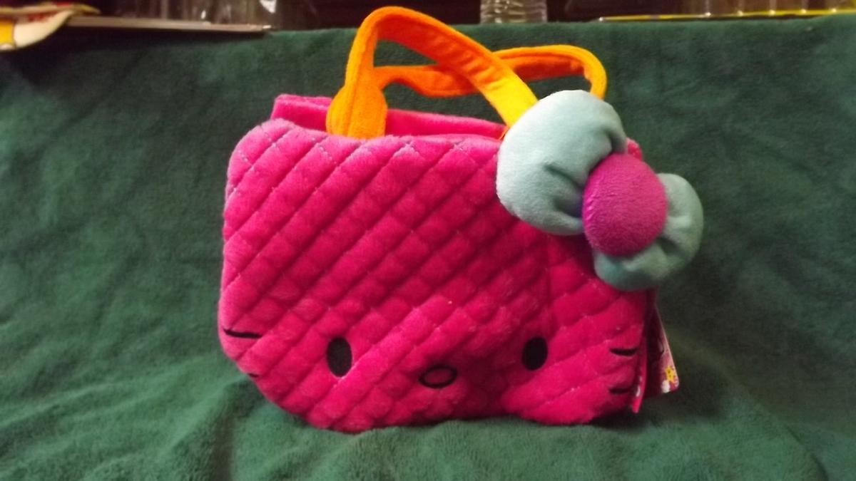 Hello Kitty Handbag/Purse. 20"x6"x5" New With Tags