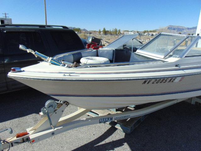 1983 Capri Bayliner with 1983 Escort Boat Trailer