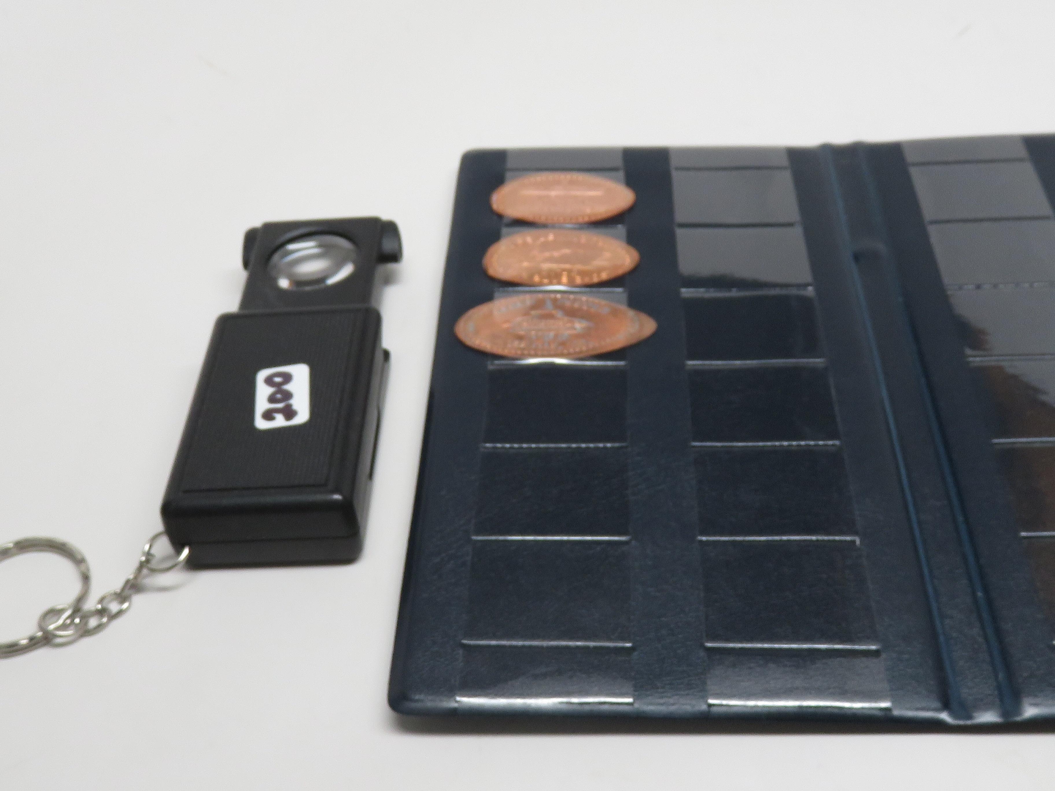 New US Elongated Penny Collector Souvenier Coin Album with 4 Coins PLUS lighted pocket magnifer