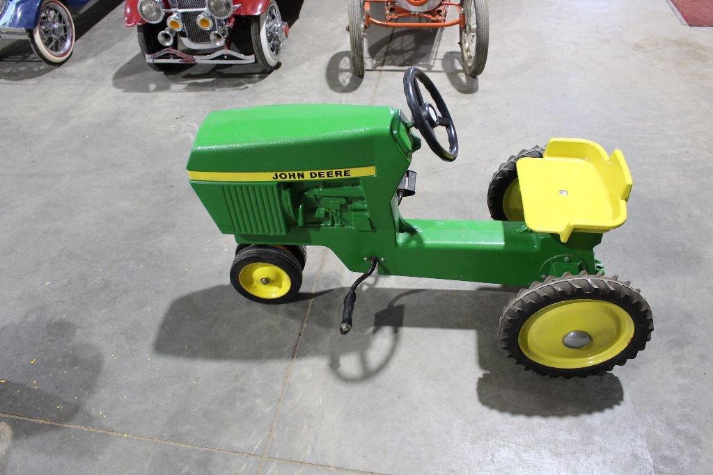 Ertl Co. pedal tractor, John Deere model 520, 38" long x 18" wide x 24" hig