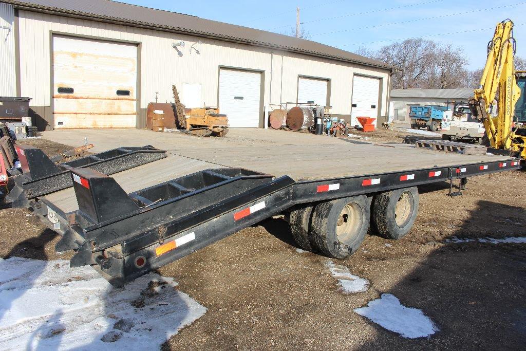 TrailKing trailer, vin 1TKC02424FM086234, pintle hitch, recently reconditioned: sandblasted, painted