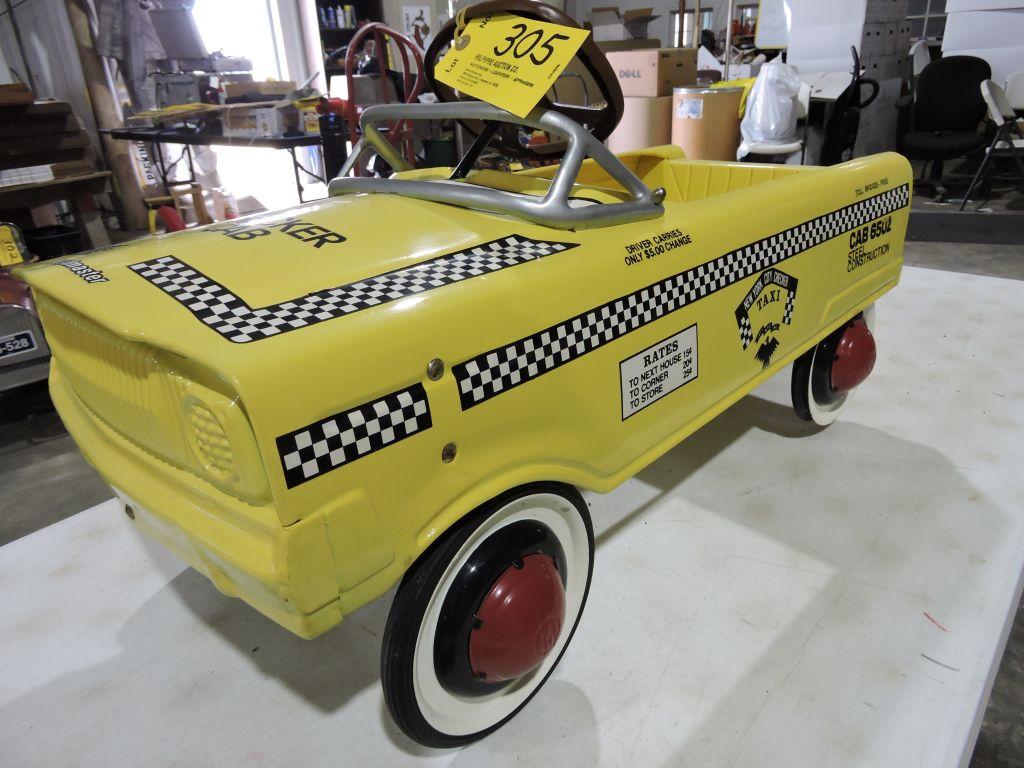 Roadmaster checker cab pedal car, cab 6502, steel construction, scale model