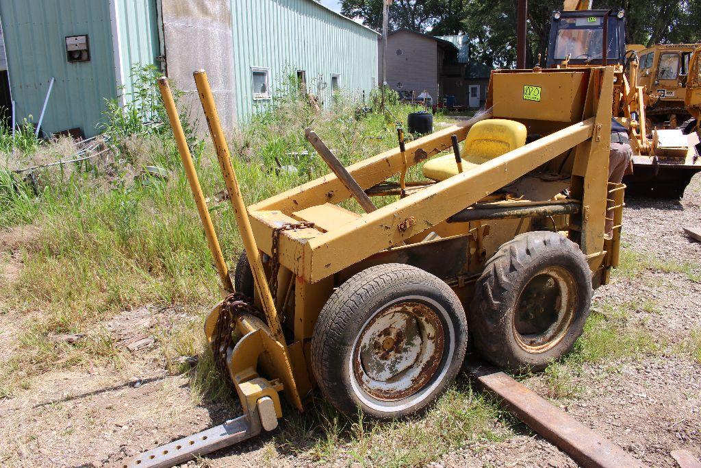 1975 Ladhman skidsteer model H22-Lumbarty, 2 cyl., dsl., powre w/ (2) 44" b