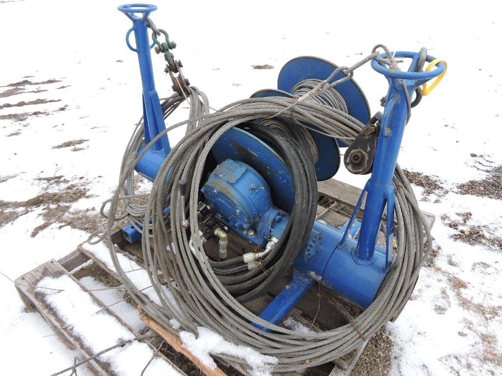 Bunyan Striker Hydraulic screed tube winch.