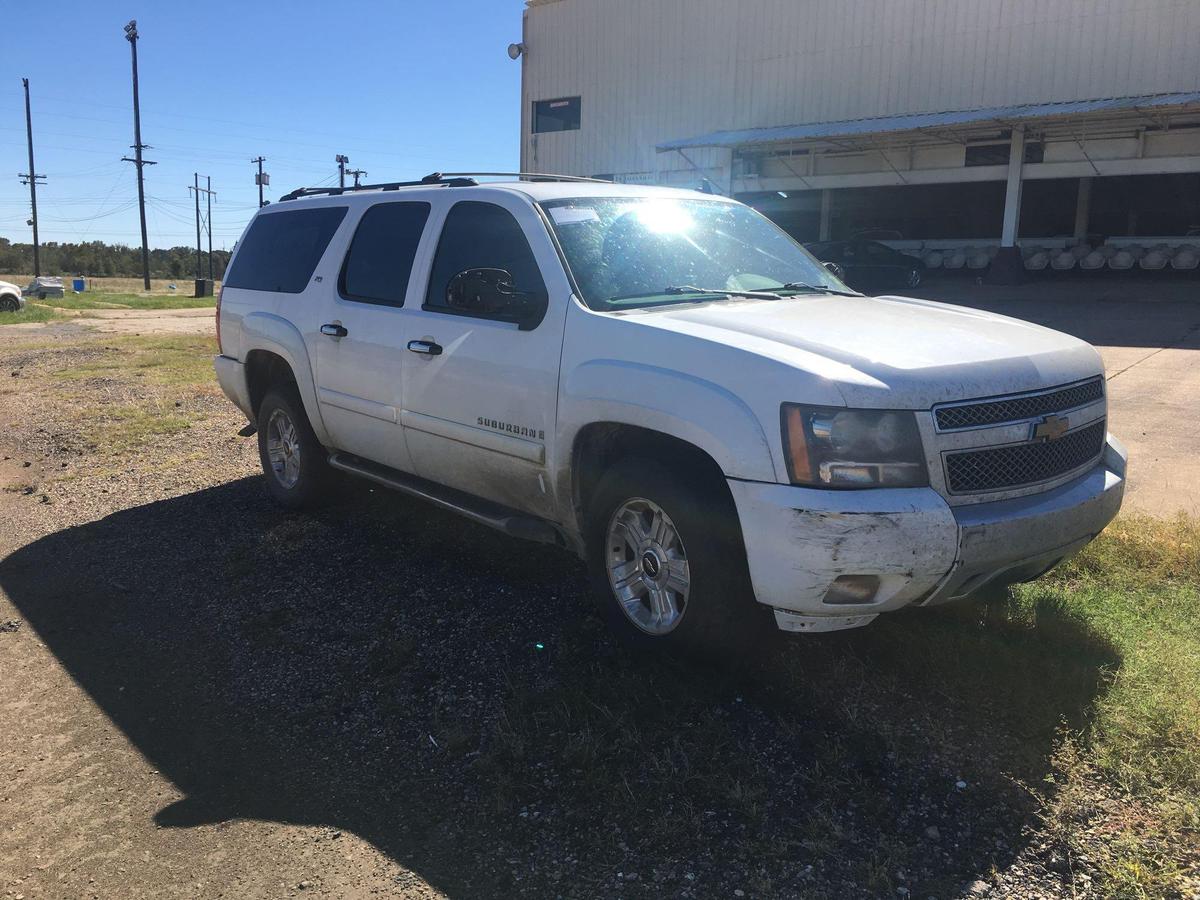 2008 Chevrolet Suburban Multipurpose Vehicle (MPV), VIN # 3GNFK16368G208071