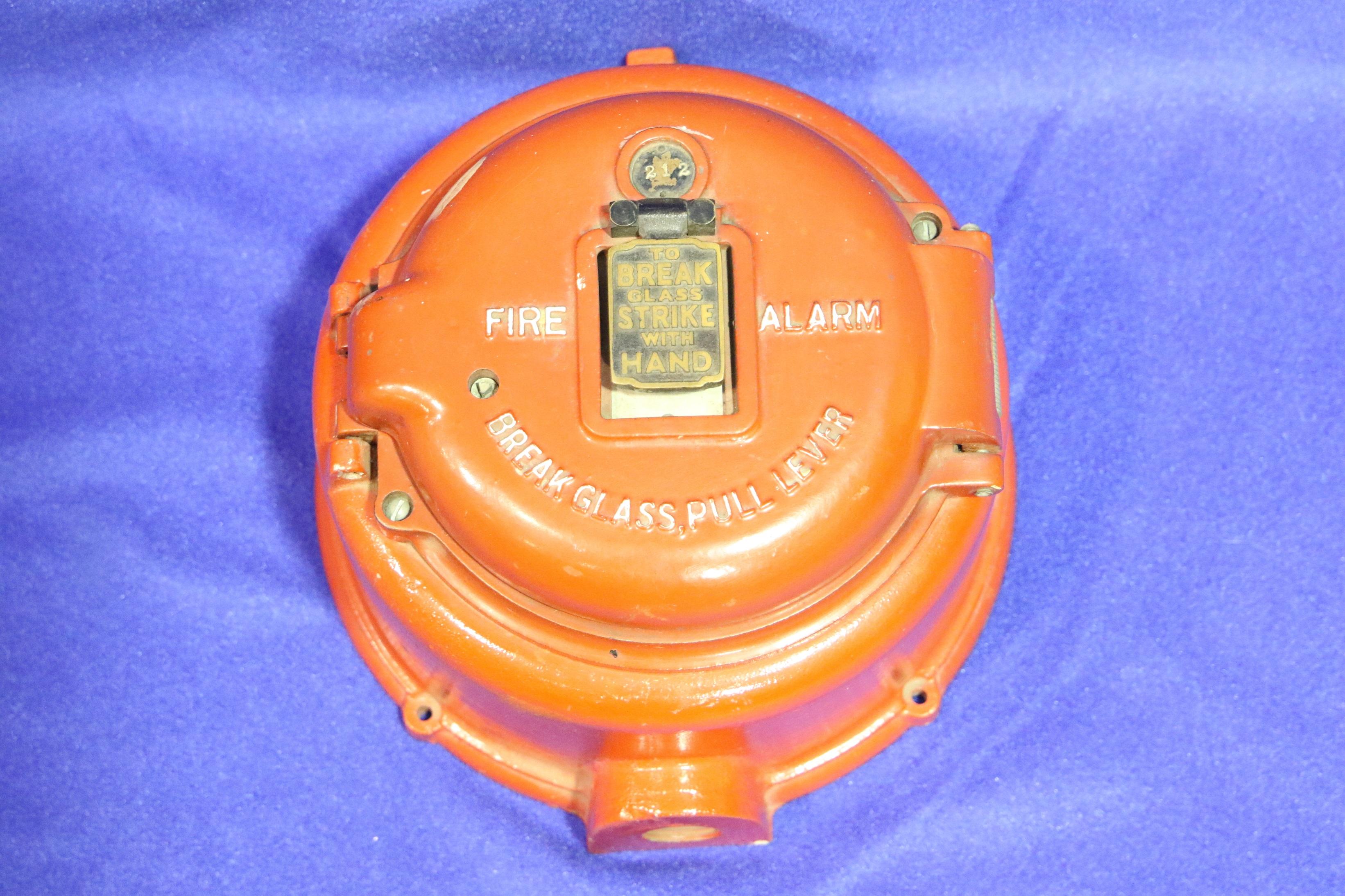 Fire Alarm Station, Round