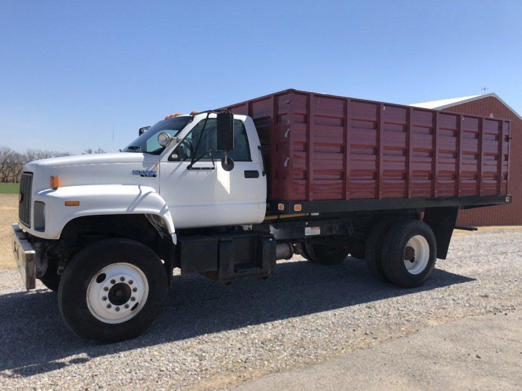 1995 CHEV. KODIAK GRAIN TRUCK, CAT INLINE 6 CYL., 160 HP, 5/2 SPD. 16' STEE