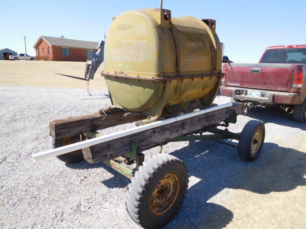 300 GALLON WATER TANK, 4 WHEEL