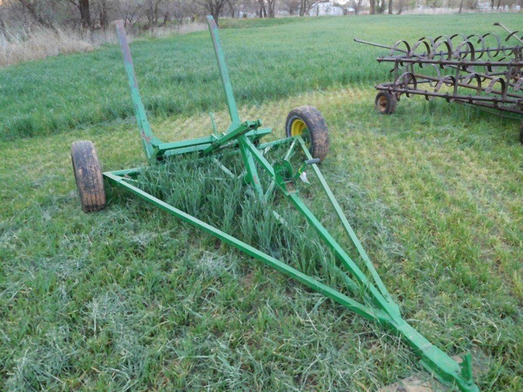 SINGLE BALE HAY TRAILER