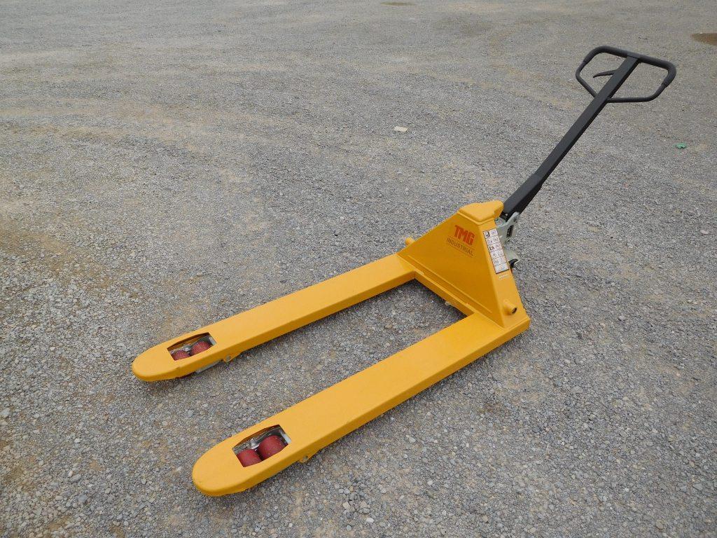 PALLET JACK, 5500 LB.