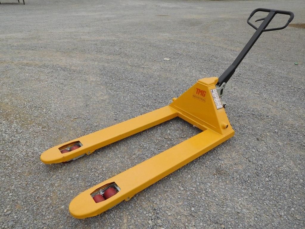 PALLET JACK, 5500 LB.