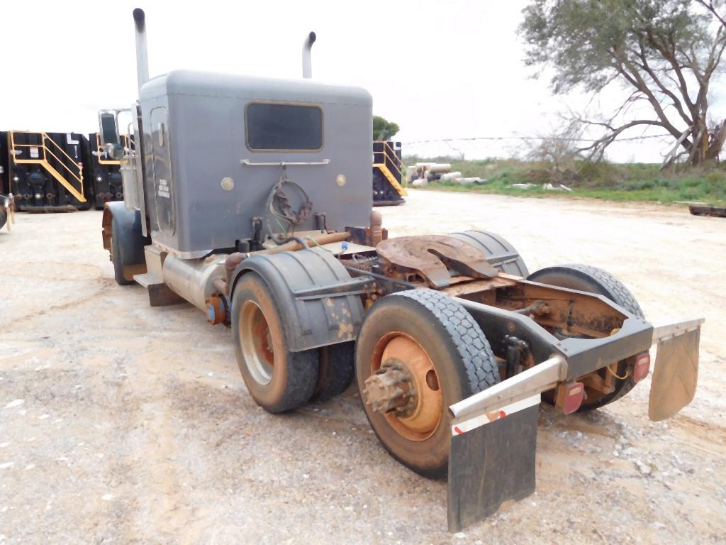 2006 PETERBILT 379 FLAT TOP, CAT C13, 13 SPD., AR, 11R24.5 ALUM/STEEL, 48"