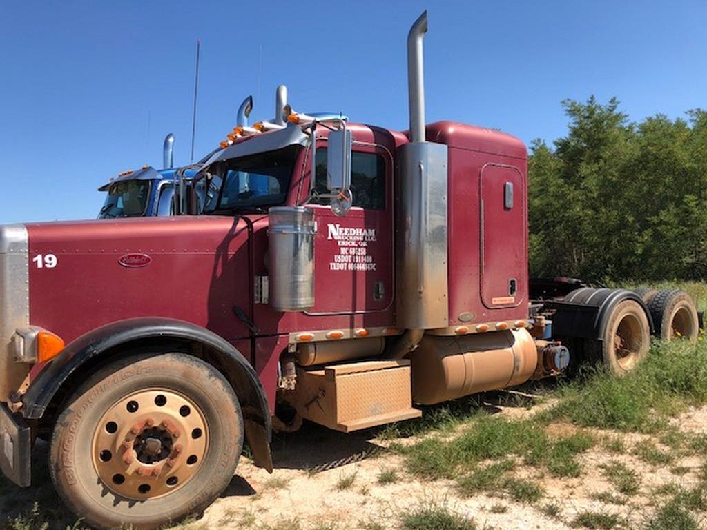 2006 PETERBILT CONV. CAT-13, 13 SPD., AR, 48" FLAT TOP SLEEPER, FRUITLAND V