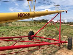 WESTFIELD WR80-61 GRAIN AUGER, SWING OUT HOPPER, PTO DRIVE, (LIKE NEW)