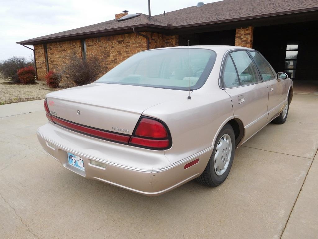 1999 Oldsmobile 88 Car, V6, Auto, Shows 95,000 Mi. (TITLE) VIN:1G3HN52K4X48