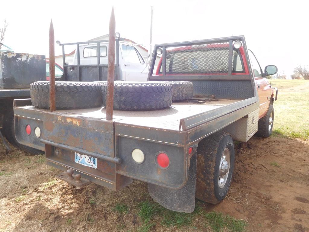 2001 Dodge 2500 Pickup, Cummins Diesel Engine, 4 x 4, Flatbed, Hyd. Bale Sp