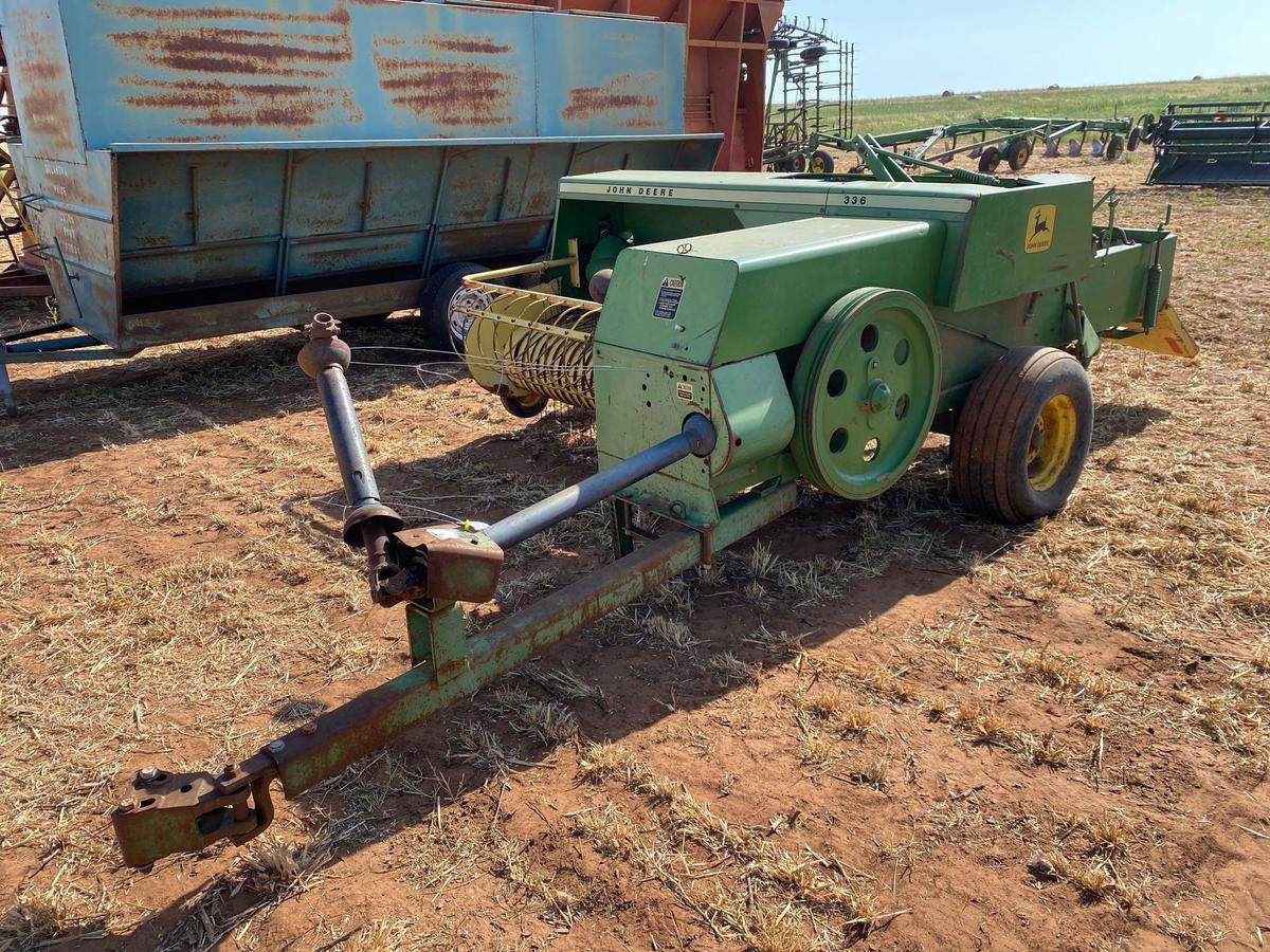 JOHN DEERE 336 SQUARE BALER, 540 PTO, WIRE TIE