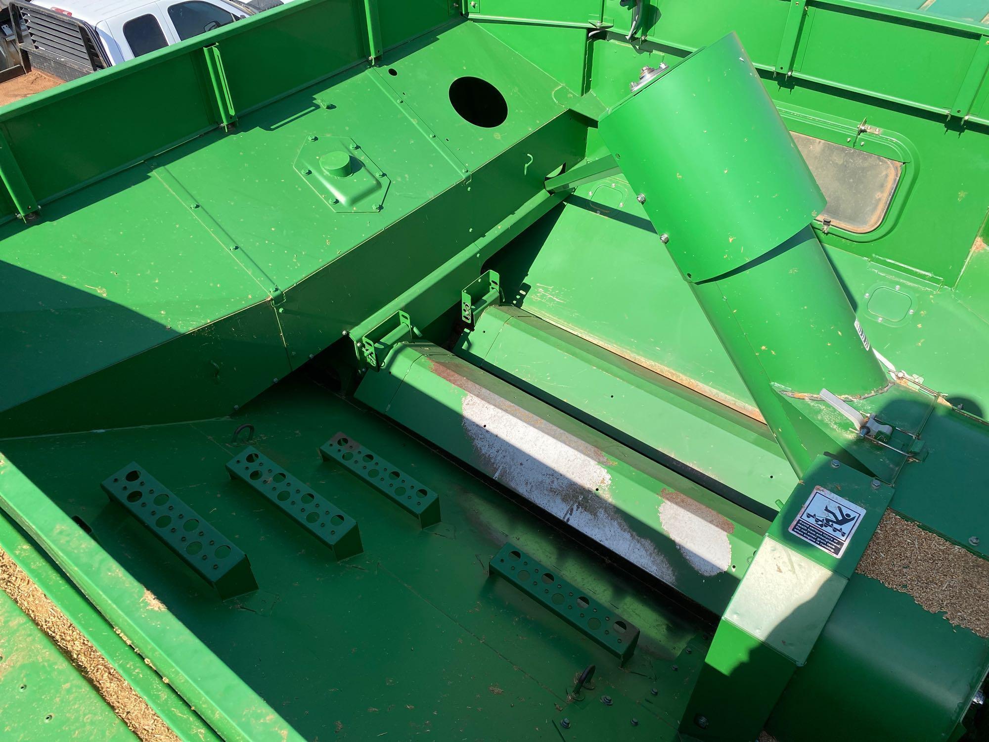 JOHN DEERE 9560 STS COMBINE BULLET ROTOR, 1,455 ENGINE HRS., 953 SEP. HRS., W/25' DRAPER,